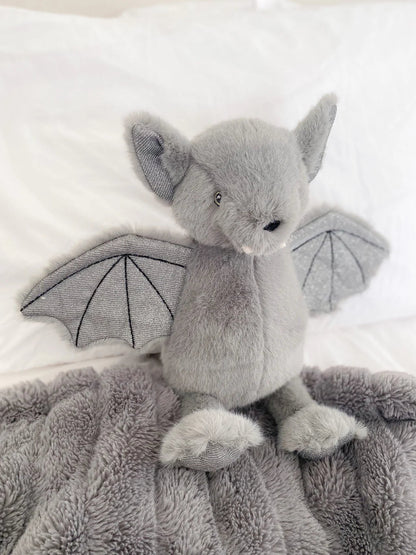 Mon Ami Bellamy the Bat - Caitly
