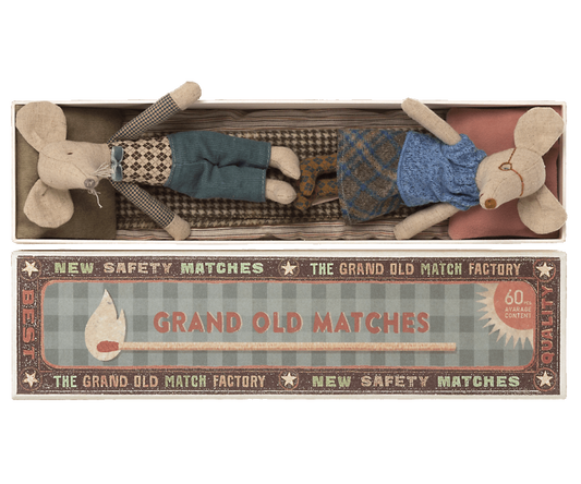 Grandma & Grandpa Mouse in Matchbox - Caitly